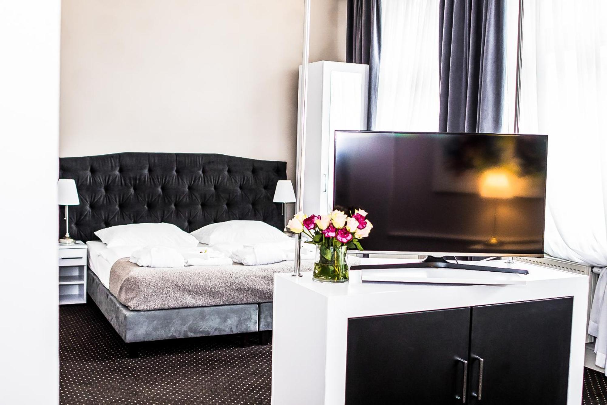 Aparthotel Platinum Apartamenty Inowroclaw Exterior photo